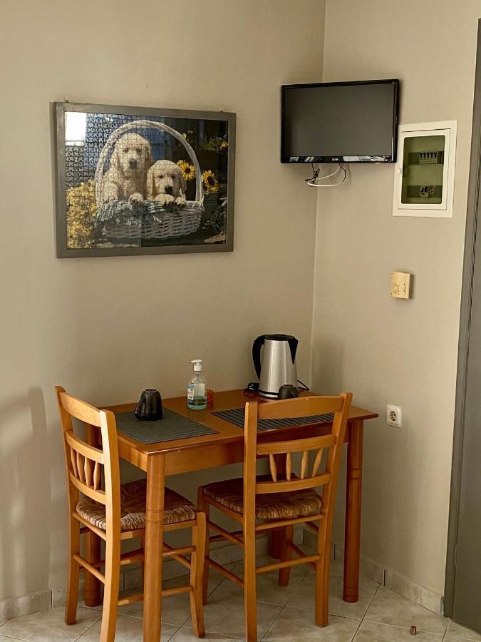 Pelagias Apartments Agia Efimia Bagian luar foto