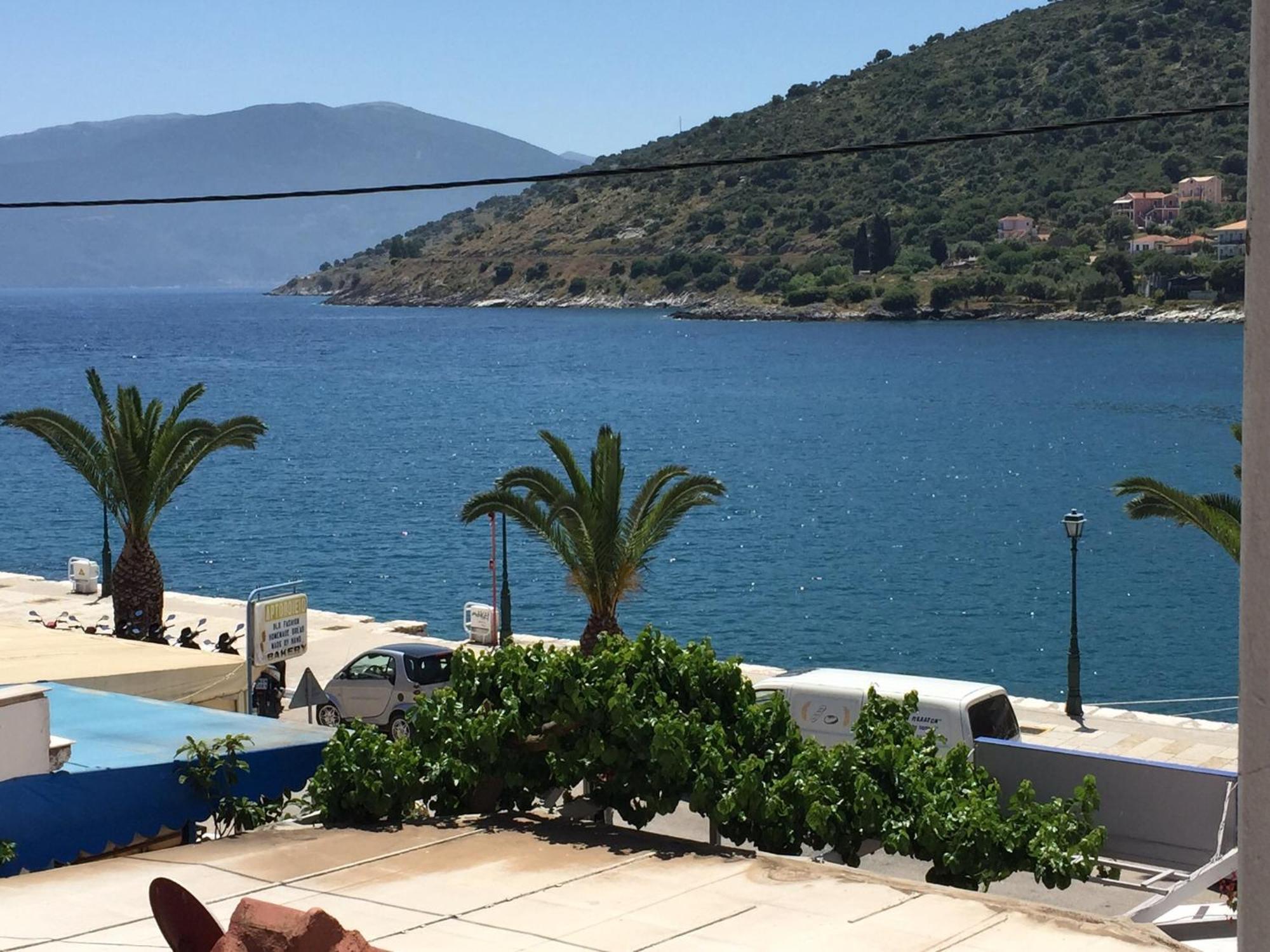 Pelagias Apartments Agia Efimia Ruang foto