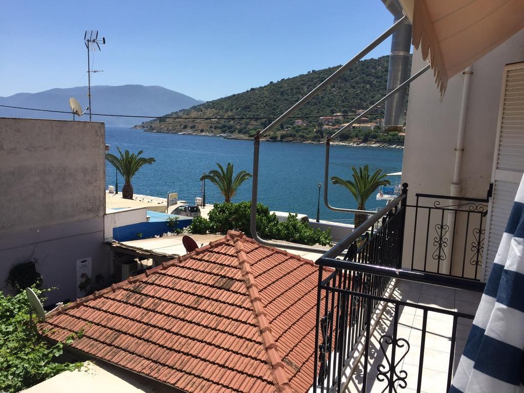 Pelagias Apartments Agia Efimia Ruang foto